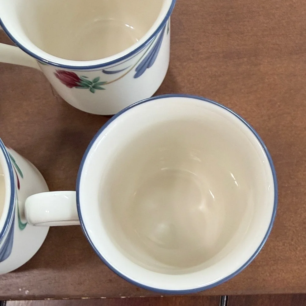 LENOX Chinastone, Poppies on Blue Floral Pattern Ceramic 5 Piece Mug Set - Picture 9 of 17